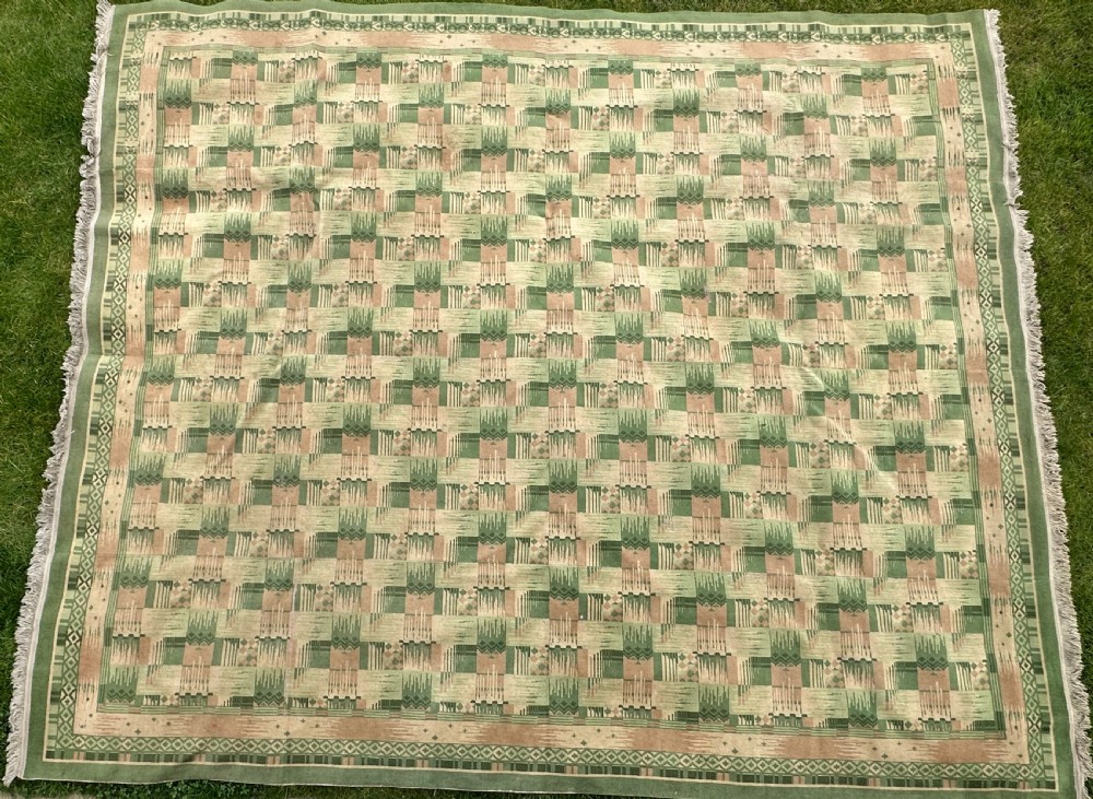 An English Art Deco wool carpet c.1930