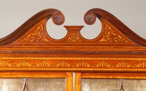 fig 1. A GOOD LATE VICTORIAN/EDWARDIAN DISPLAY CABINET ON 2 DRAWER SERPENTINE BASE