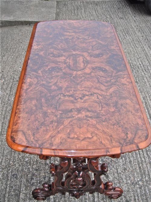 Superb Victorian Stretcher Table