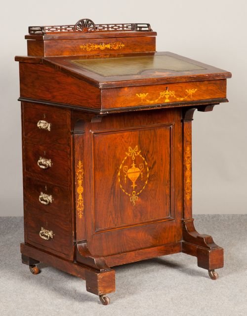 Victorian Davenport
