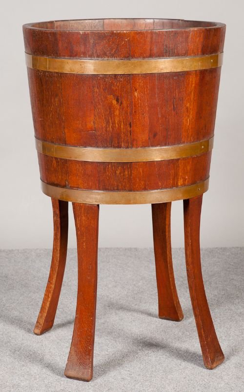 Oak Planter