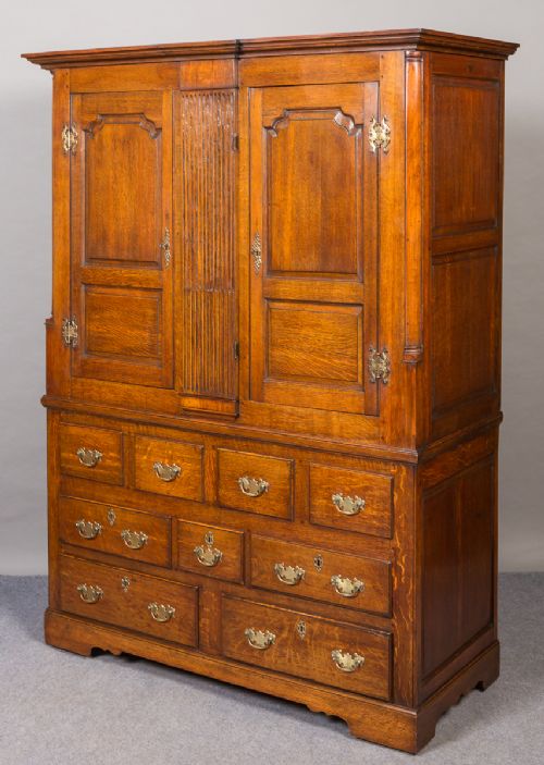 Oak Housekeeper's Cupboard/robe