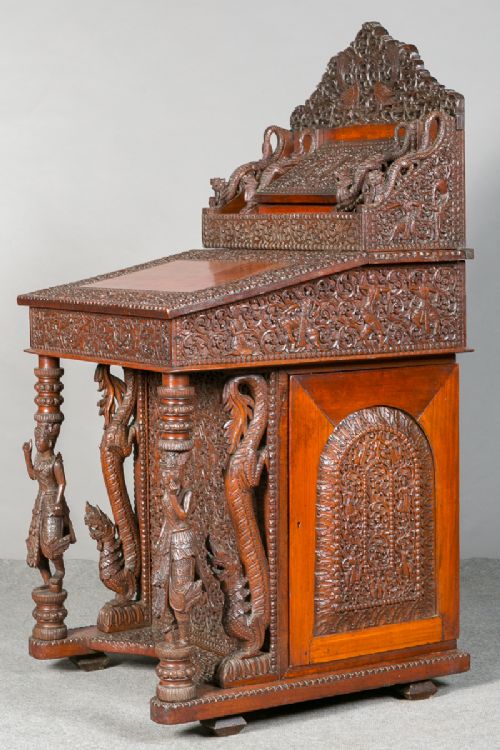 Spectacular Anglo Indian Davenport