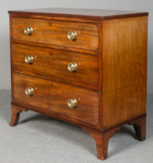 Small George III Mahogany Chest of Drawers