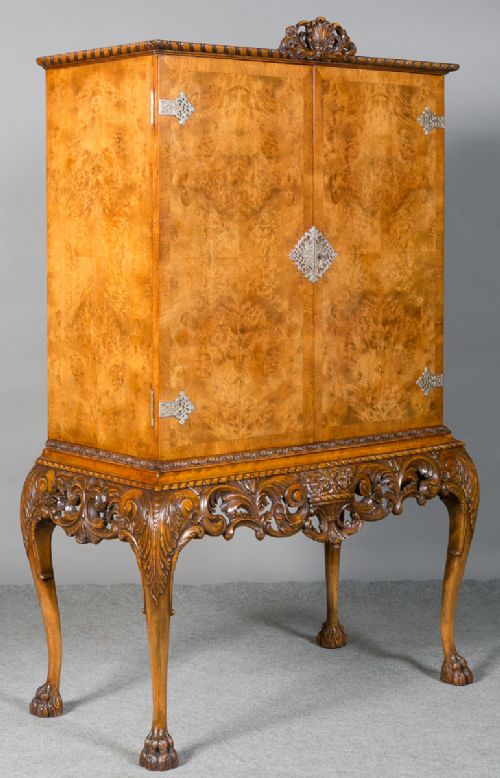 Good Quality Queen Ann Style Cocktail Cabinet