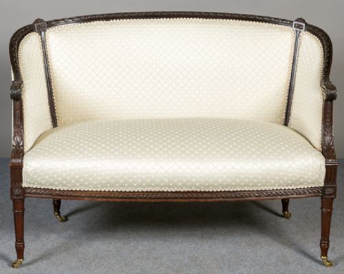 Antique Mahogany Hepplewhite Style Settee.
