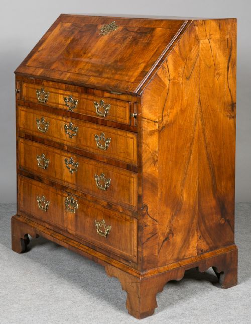 18th.century Walnut Bureau