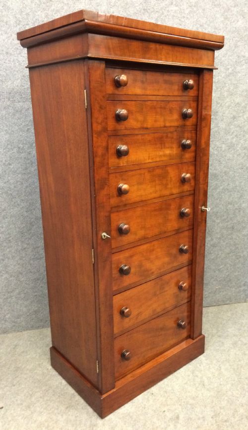 Victorian Mahogany Wellington Chest