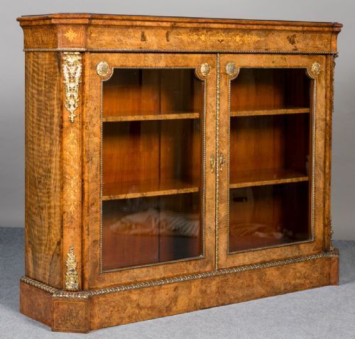 Superb Victorian Walnut Side Cabinet