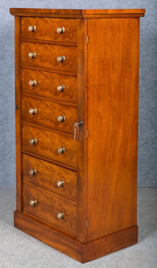 Victorian Mahogany Wellington Chest