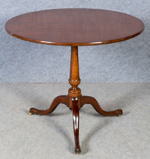 Fine Georgian Tripod Occasional Table
