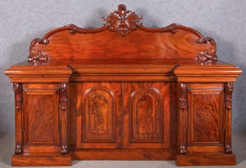 Fine Victorian Mahogany Sideboard.