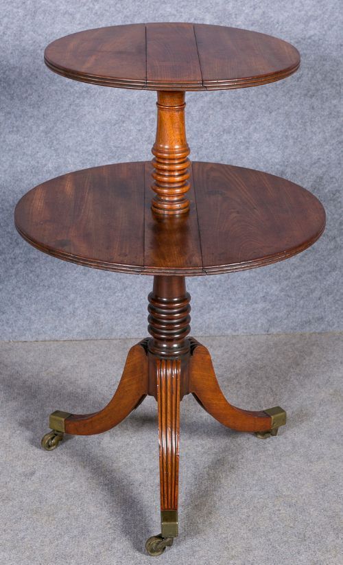 Good George III Mahogany 2 Tier Table