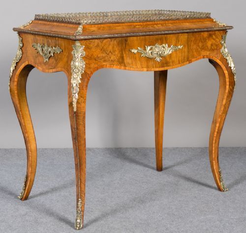 Large Victorian Walnut Planter
