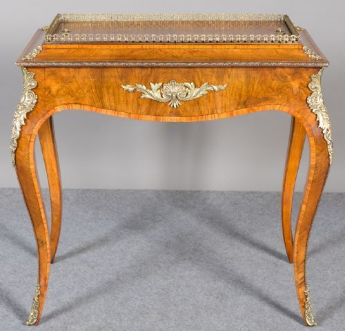 fig 1. Large Victorian Walnut Planter