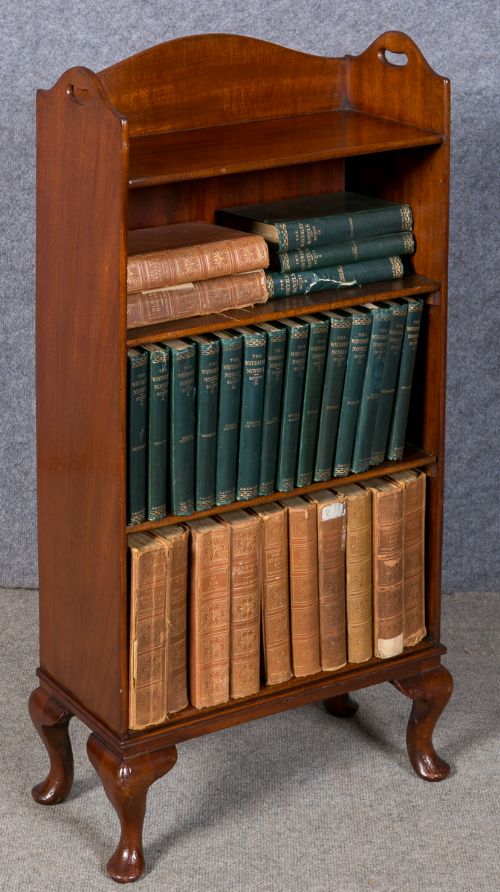 Small Open Bookcase