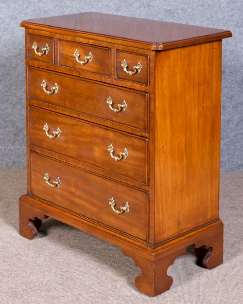 Small Mahogany Chest of Drawers