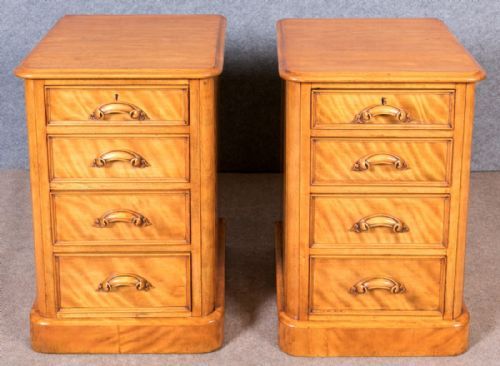 Pair of Bedside Chests