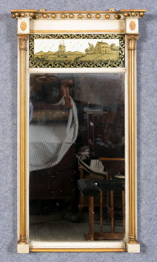 Regency Verre Iglomise Mirror