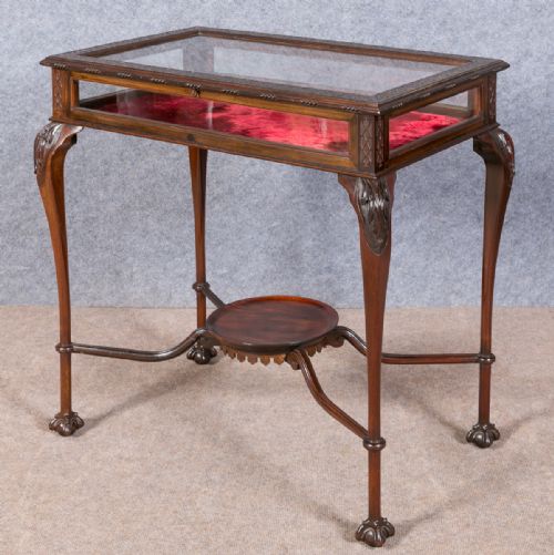 Chippendale Style Bijouterie Table