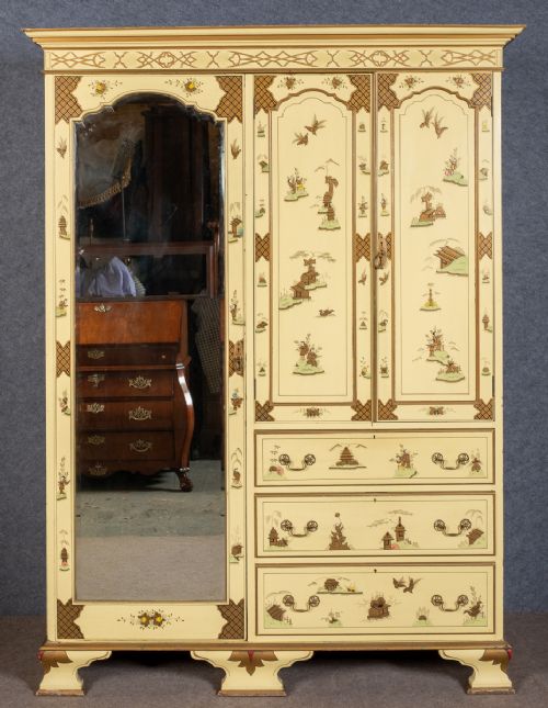 Chinoiserie Compactum Wardrobe