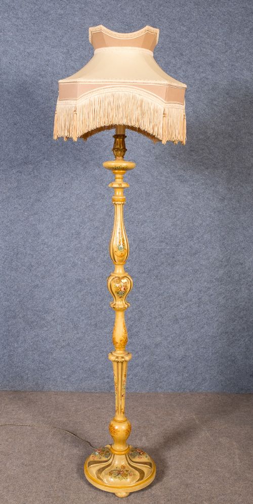 Good Quality Standard Lamp