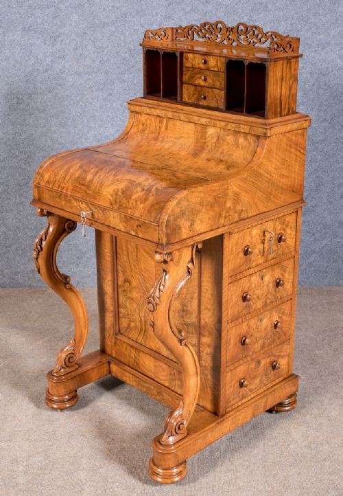Fine Victorian Harlequin Davenport
