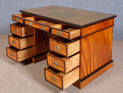 MAJOR WHITMORE'S SUPERIOR QUALITY CAMPAIGN DESK - ADDITIONAL PHOTO 6