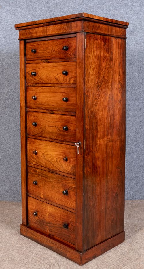 Good Quality Rosewood Wellington Chest of Drawers