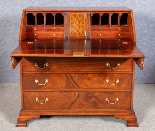 Substantial and Good Quality Georgian Bureau