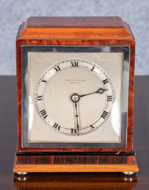 Attractive Small Art Deco Mantle Clock