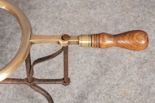 DUTCH PEAR SHAPED KETTLE TRIVET - ADDITIONAL PHOTO 2
