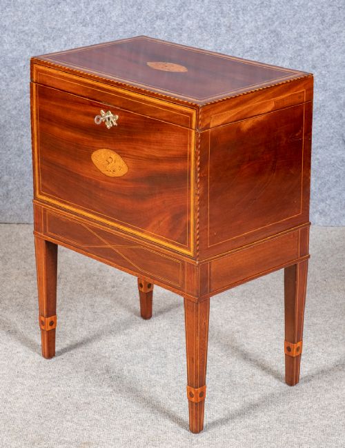 Irish Sheraton Design Inlaid Cellarette
