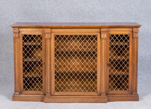 Superb Oak Breakfront Bookcase