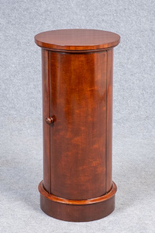 Victorian Mahogany Cylindrical Pot Cupboard