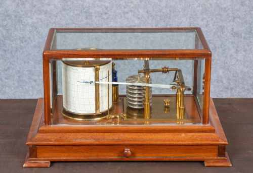 Very Good Negretti & Zambra Barograph