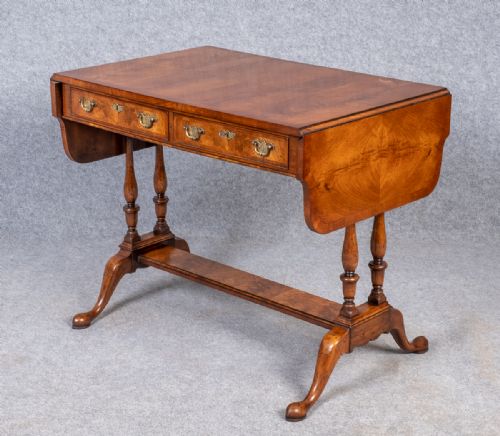 Good Quality Queen Anne Style Sofa Table