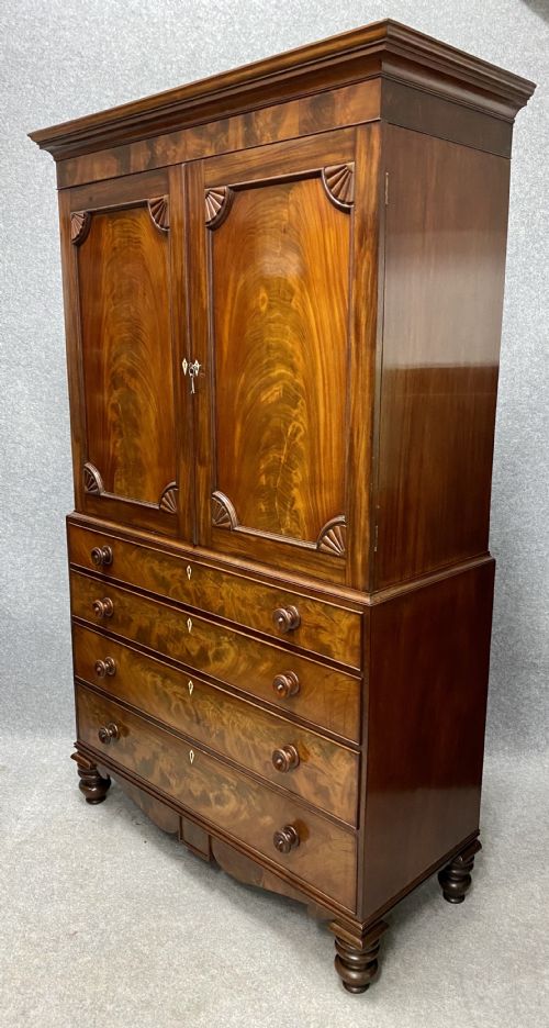 Superb Quality William IV Linen Press
