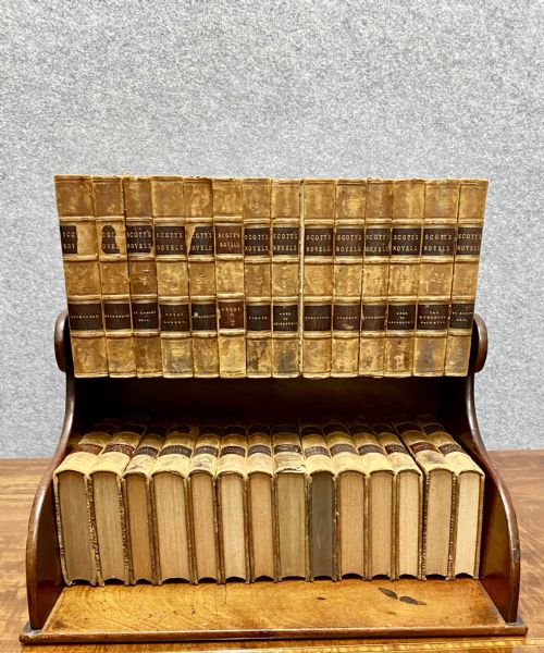 ANTIQUE MAHOGANY DESK TIDY BOOKSHELF - ADDITIONAL PHOTO 6