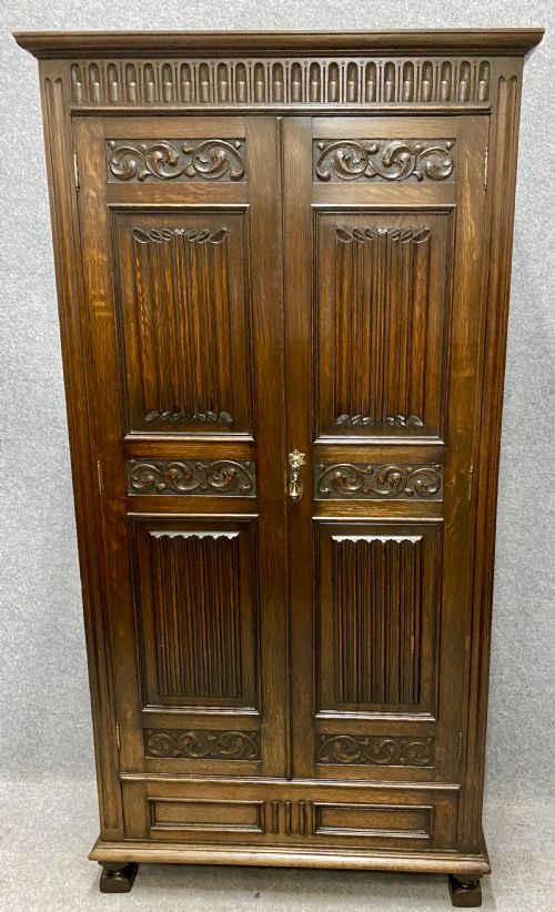 Maple & Co. Oak Hall Wardrobe