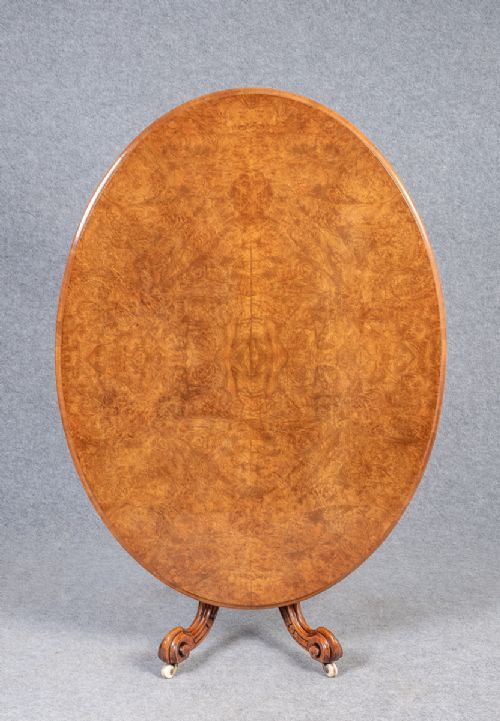 Superb Victorian Burr Walnut Loo Table
