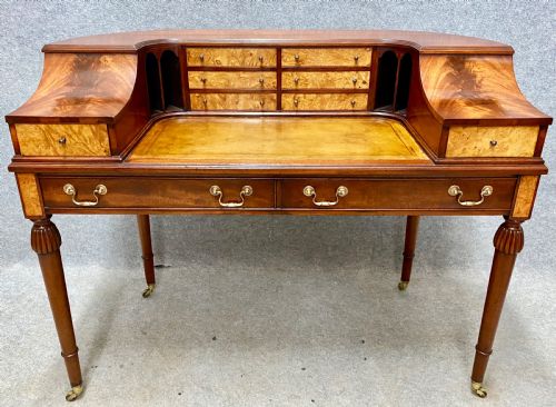 Carlton House Desk