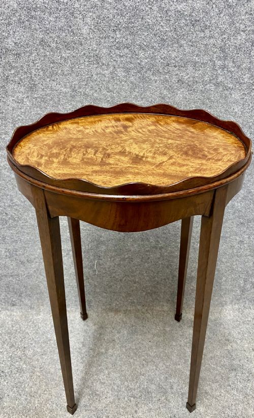 George III Mahogany Urn Stand