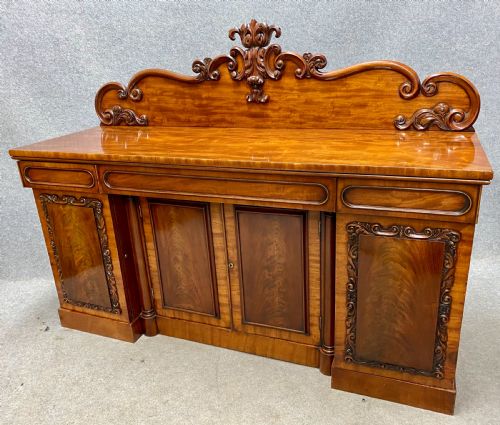 Good Quality Victorian Mahogany Sideboard