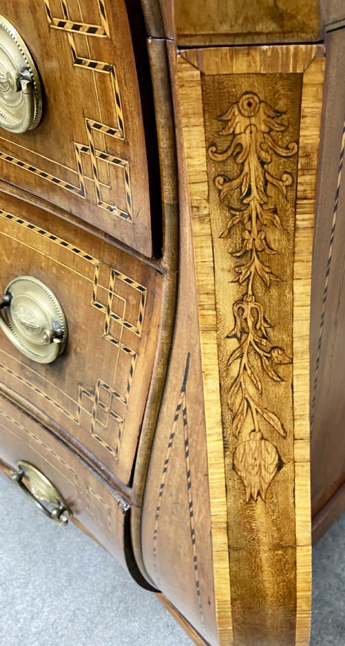 SUBSTANTIAL ANTIQUE DUTCH MARQUETRY INLAID BUREAU - ADDITIONAL PHOTO 16