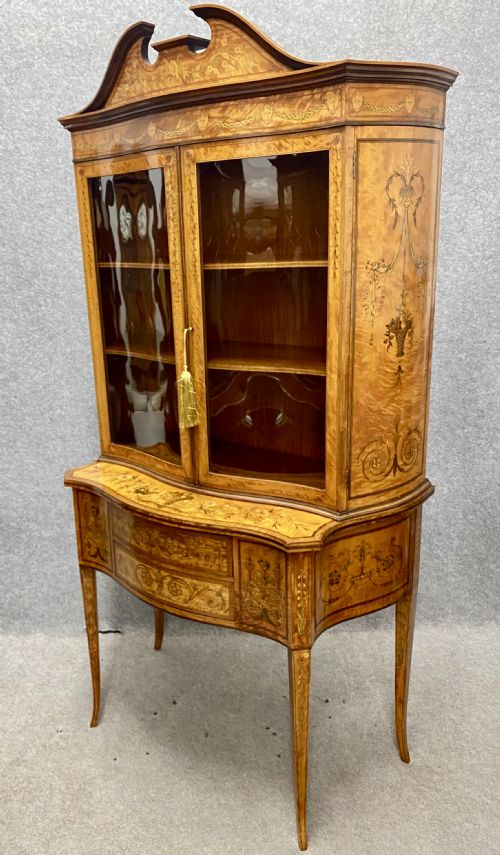 Fine Sheraton Revival Satinwood and Inlaid Display Cabinet
