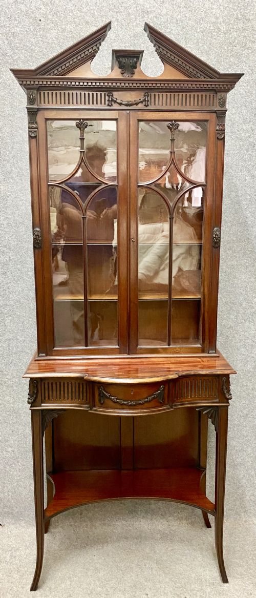 Edwards & Roberts Chippendale Style Cabinet / Bookcase