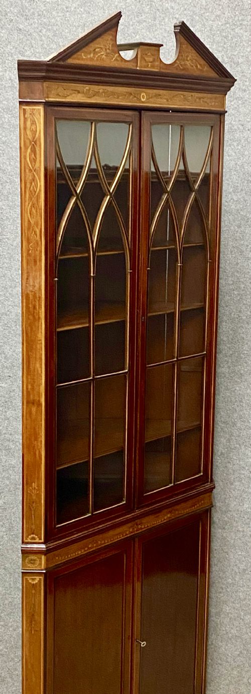 SHERATON REVIVAL MAHOGANY SATINWOOD INLAID CORNER CABINET - ADDITIONAL PHOTO 10