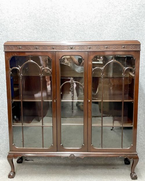 EDWARDIAN MAHOGANY BOOKCASE