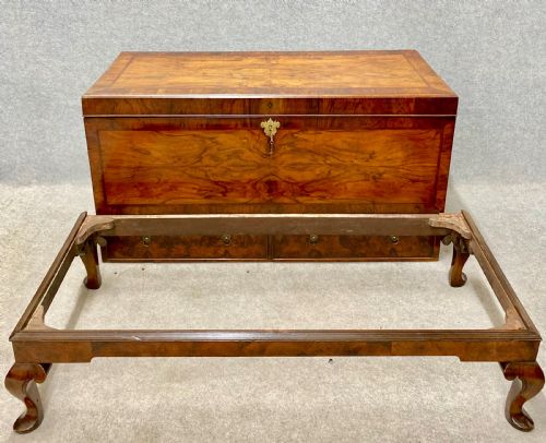 RARE GEORGE I WALNUT CHEST ON STAND - ADDITIONAL PHOTO 9
